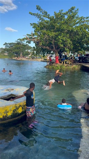 This Is Why People Love Jamaica! 🇯🇲❤️