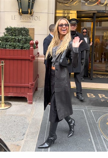 Alix Earle's Stunning Moments at the Dior Fashion Show