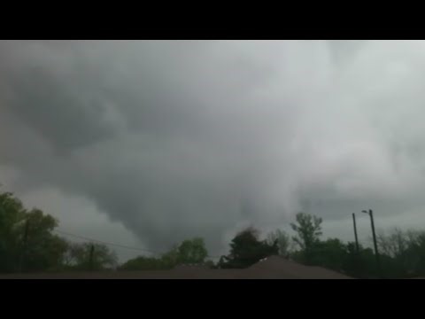No injuries reported after tornado hits in Clinton, Missouri