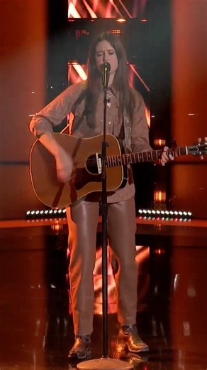 if Gwen and Blake had a daughter I think this is what she would sound like