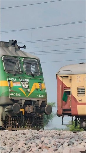 WAG-9 | The Freight Powerhouse Keeping India's Goods Trains Rolling Without Pause