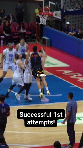 Buena mano! Ganuelas-Rosser and Black score their team's 1st points! LIVE 👇🏽 🏀 RPTV ch 9 and 10 (free tv) 🏀 PBA Rush on Cignal ch 90 & 260 🏀 Pilipinas Live App (download for free livestream) 🏀 OneSports YouTube (free live stream) #PBA50 #PBA50LID #PBA50PhilCupSG1MERvsTNT | PBA