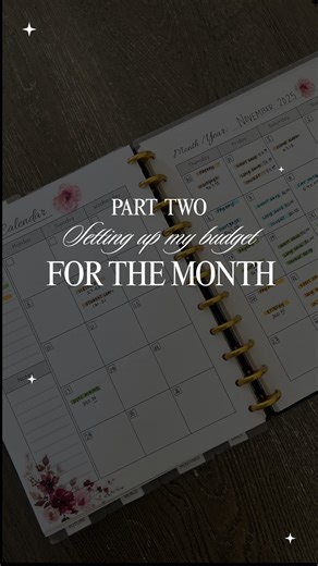 Alaina Fingal on Instagram: "Part Two: My Monthly Budget Spreadsheet When setting up my monthly budget, I will add all of the money coming into my account and assign it to my bills, my variable expenses (like food, gas, shopping) or my saving / investing accounts. This is the best way to see how my money is flowing throughout the month and any money left over will rollover to the next month.☺️ #Budgetwithme #budgetonpaper #paperbudget #paperbudgeting #paperbudgets #paperbudgeters #paperbudgetpla