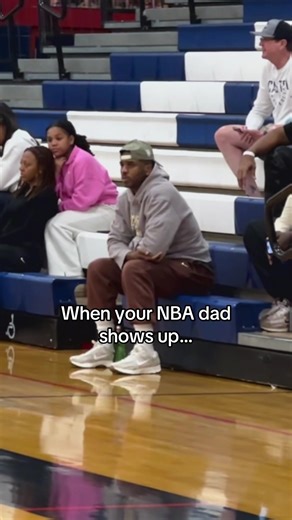 Chris Paul Jr. Scores 33 Points in Front of His Dad