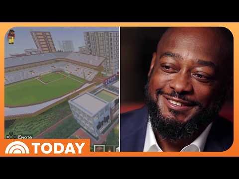 Mike Tomlin Reveals His ‘Minecraft’ City With Full Tour
