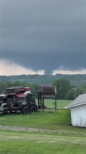 Tornado on the ground!