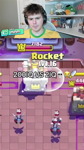 Clash Royale opponents: 200IQ vs 2IQ plays that still win
