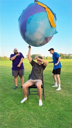 😱GIANT BALLOON EXPLOSION! 💥 (Last One Standing Wins