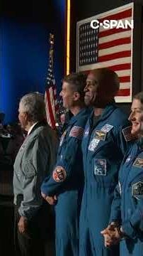 Trump honors NASA astronauts at "Salute to America"