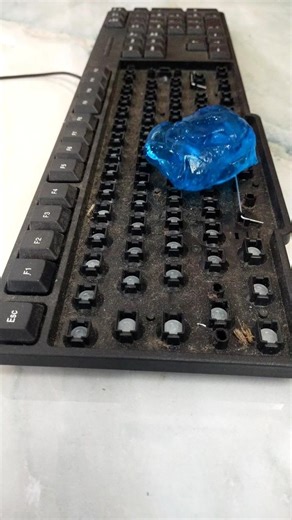 Restoring this DISGUSTING Keyboard! 😱✨ #Shorts #Cleaning #ASMR #satisfying