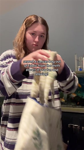 sewing is so much fun, i’ve been making tote bags this week! i’m going to post a tutorial this week, i don’t go off a pattern or anything! #sewing #totebag #jazminer17 #jazscovy