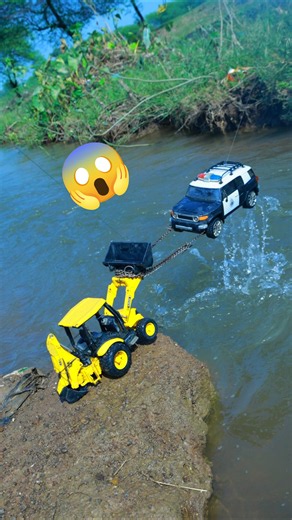 POLICE CAR And Lorry Truck Accident River Water Pulling Out Jcb 3dx Plus ? Jcb kids Cartoon | CS Toy