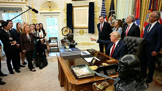 News outlets issue joint statement after White House ban on CNN, MS NOW, Politico