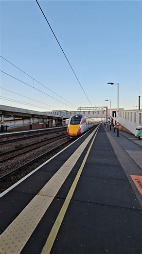 Azuma 800209 Flies Through Peterborough #train