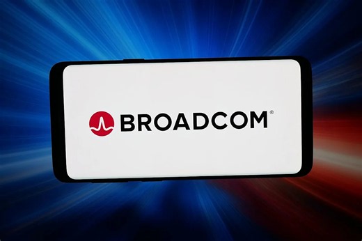 Broadcom Lands $30 Billion Chip Deal With Apple. Why It’s a Win-Win for AAPL and AVGO.