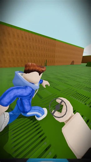 WHEN YOU STEAL THE EGG ON WEREWOLF BUT YOUR IN THE SQUID GAME😂🫣 #roblox