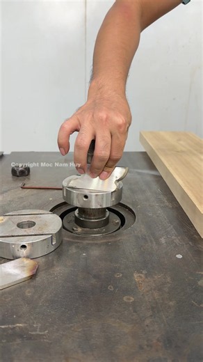 Performing tasks with a homemade milling cutter #diy #tools #tips #woodworking