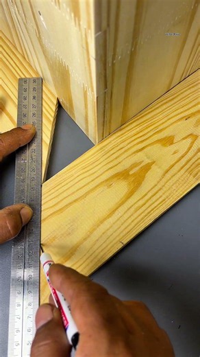 Quick way to determine angles for boards of different sizes #woodworking #carpentry #tipsandtricks