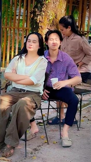 Surprised yet? #HanhLamofficial #kindness #help #hero #respect #action