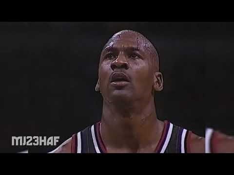 Michael Jordan vs Bucks Highlights (1995.12.09) - 45pts, Hitting Difficult Shots Like it's Nothing