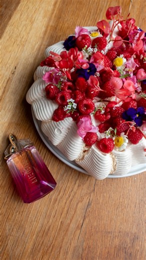 georgie mullen | AD Pink, creamy, indulgent ✨ Juicy raspberries, creamy jasmine and fluffy musk: that’s Alien Pulp by @muglerofficial 💖 #fragrance... | Instagram