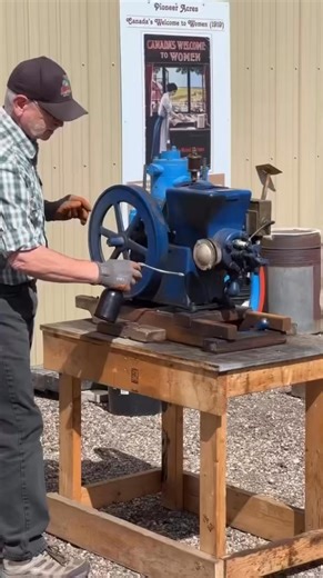 🌟 The Big Reveal: Meet the 1920 Empire Hit & Miss! 🌟 You all had some incredible guesses on yesterday’s post! Today, we’re pulling back the curtain on this piece of agricultural history. This is our 1.5 HP Empire "Hit and Miss" Engine, built in 1920 by the legendary Cockshutt Plow Co. Ltd. of Brantford, Ontario. 🇨🇦 📜 A Piece of Canadian History In the early 1900s, the Cockshutt family was famous for "The Plow that Opened the West." But as farming evolved, so did the need for portable power.