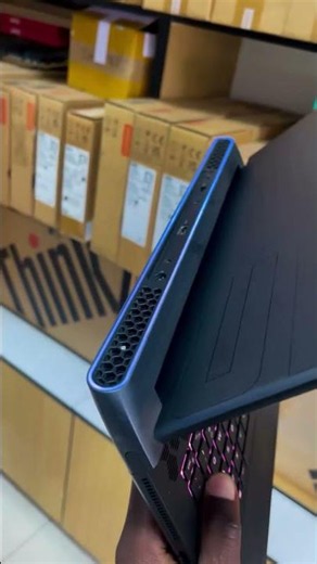 Game on with the fastest 15” G-SYNC display ever! Alienware M15 R6 |