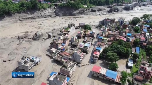 Viele Tote nach Sturzflut in Nepal - Hunderte vermisst