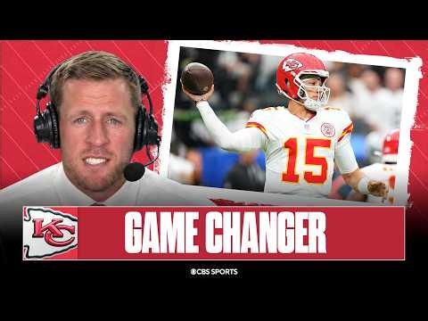 Chiefs hang on in Vegas, remain undefeated as Raiders suffer first loss
