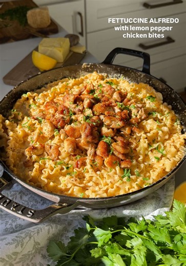 Creamy Fettuccine Alfredo with Lemon Pepper Chicken