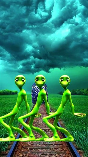 alien green dance 🟢AlienDancing #SpaceDance #DanceChallenge #flowers