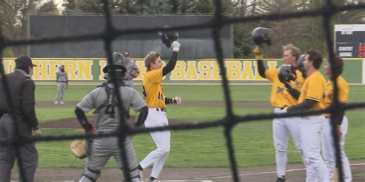 CSI baseball defeats CNCC 9-2 in series opener