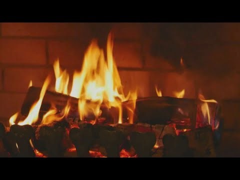 Yule Log | Cozy, crackling fireplace