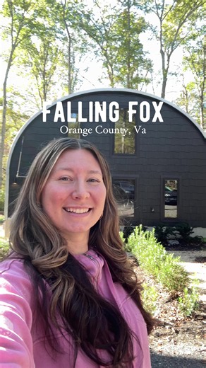 The most amazing and unique getaway!! I’ve already got my stay booked 🤭🤭 Go follow @Falling Fox 🦊 ‼️ #airbnb #getaway #virginia #staycation #hiddengem
