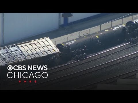 Train derailment under investigation in Posen, Illinois