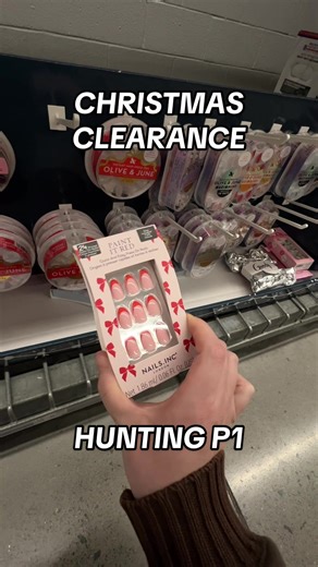 THIS HAUL IS ACTUALLY INSANE UR NOT READY #christmasclearance #clearancehunter #walmart #clearance #christmas