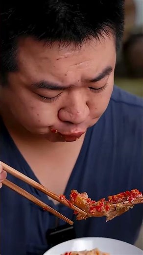 Why is Daniu eating so slowly丨food Blind Box