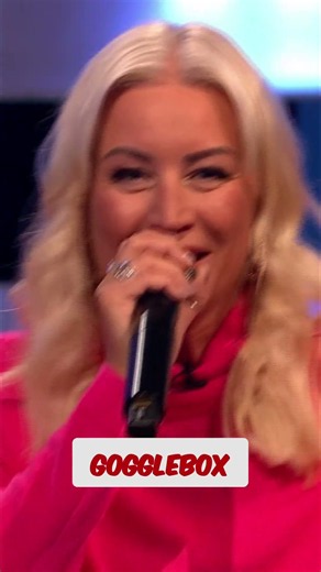 Denise Van Outen’s Hilarious Career Rap Steals the Show #shorts