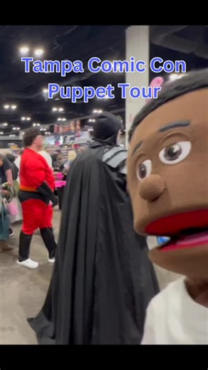 Inside Tampa Comic Con | Epic Costumes & Surprises! #TampaComicCon #ComicCon2025 #TampaEvents #Cosplay #ComicConVlog