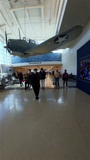 Brutal Walk Done Quickly at Midway Airport Southwest Terminal B to A4A & A4B #travel #airport