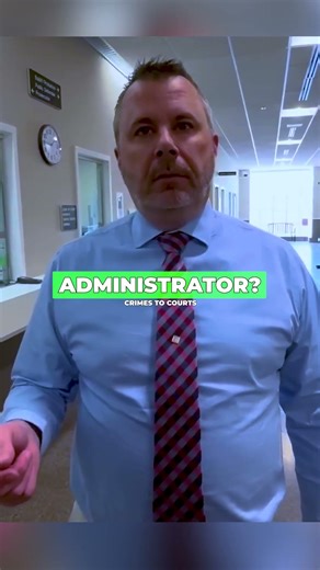 High IQ Citizen Demolishes Tyrant Cop In California!