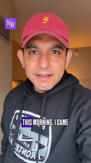 🚨BREAKING: A journalist witnessed an ICE agent driving recklessly on a Chicago highway while heading to a federal building… acting as if they were above the law and putting everyone on the road in danger because of it.Documented in Nick Valencia’s video, the agent was speeding, weaving through traffic, and cutting off drivers, including 18-wheelers, without any emergency, lights, or justification…And it gets worse. Community activists say this exact vehicle already has over a dozen incident rep