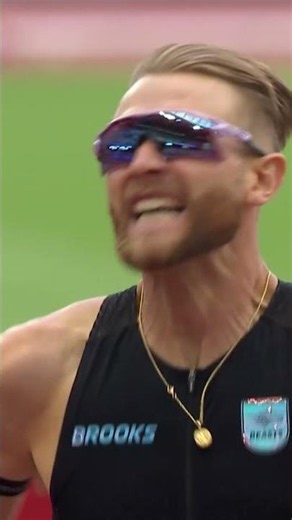 WORLD RECORD FOR KERR AT HOME 🔥 Josh Kerr storms to one mile world record in 3:42.66 in London