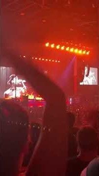 2026-06-06 MGK "nothing inside" live in Hartford