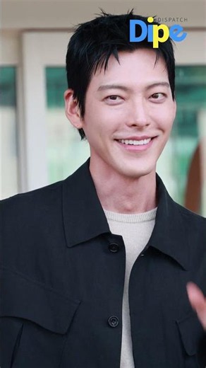You can feel KIM WOOBIN's warmth through his eyes🥹김우빈은 눈빛부터 다정해💙#kimwoobin #김우빈 #dispatch