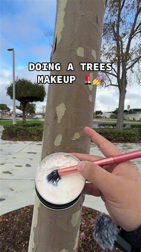 DOING ANOTHER TREES MAKEUP! WOW LOOK AT THE GORGEOUS TREE! STUNNING! #asmr #makeup #makeuptutorial #makeupartist #relax