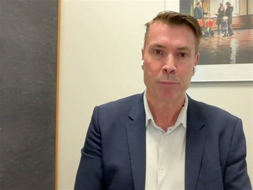 Det har ikke "noget som helst at gøre" med os, siger DSB-chef om togkaos
