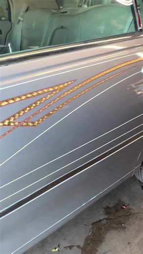 Expert Pinstriping Techniques for Lowriders