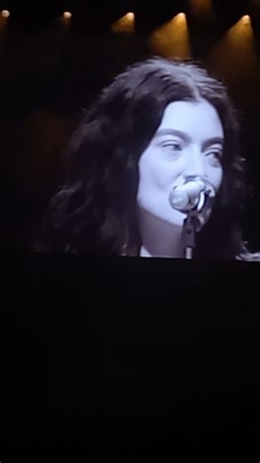 #lorde #concert #lordeconcert
