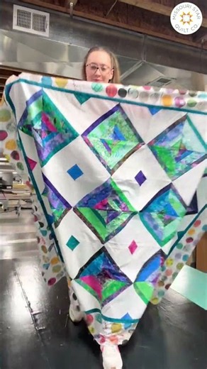 Just Roses Quilting on a Jewel-Tone Geometric Quilt | Missouri Star Quilt Tutorial